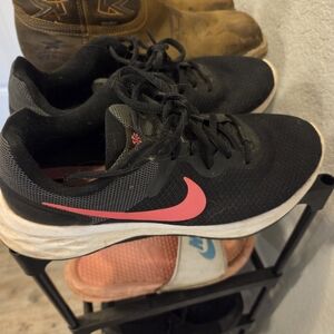 Nike Black and Pink Athletic Shoes